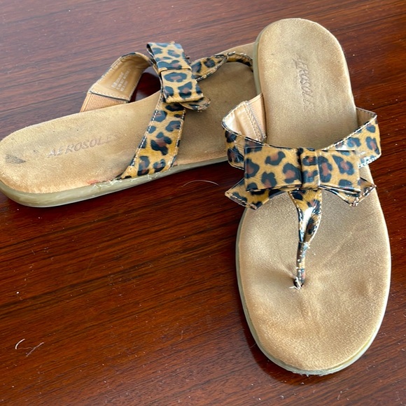 LEOPARD AEROSOLES FLIP FLOP - Picture 2 of 5